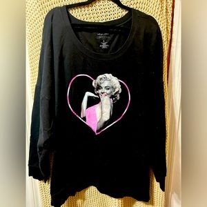 Marilyn Monroe sweater
